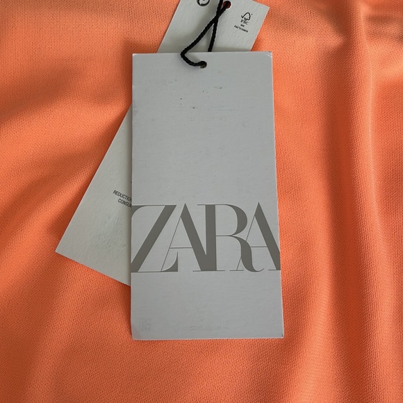 NEW ZARA NEW GATHERED DRESS - Picture 5 of 5